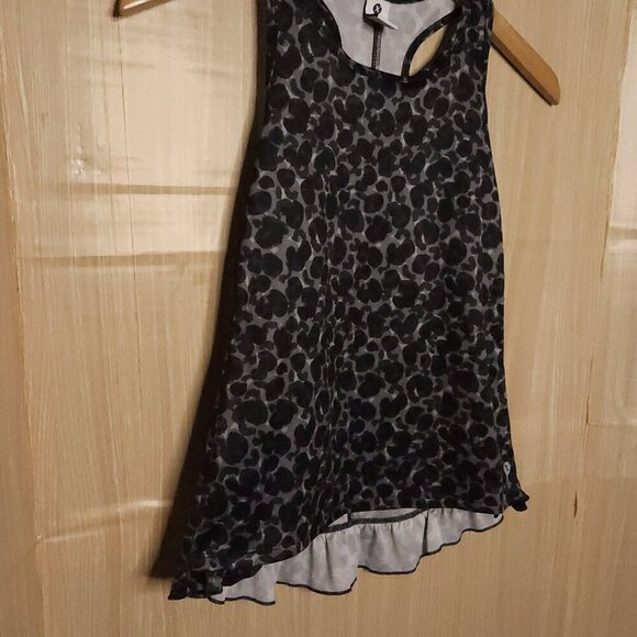 Xersion Girl's Grey Black Animal Print Ruffle Athletic Tank Top 10-12 - Picture 3 of 7